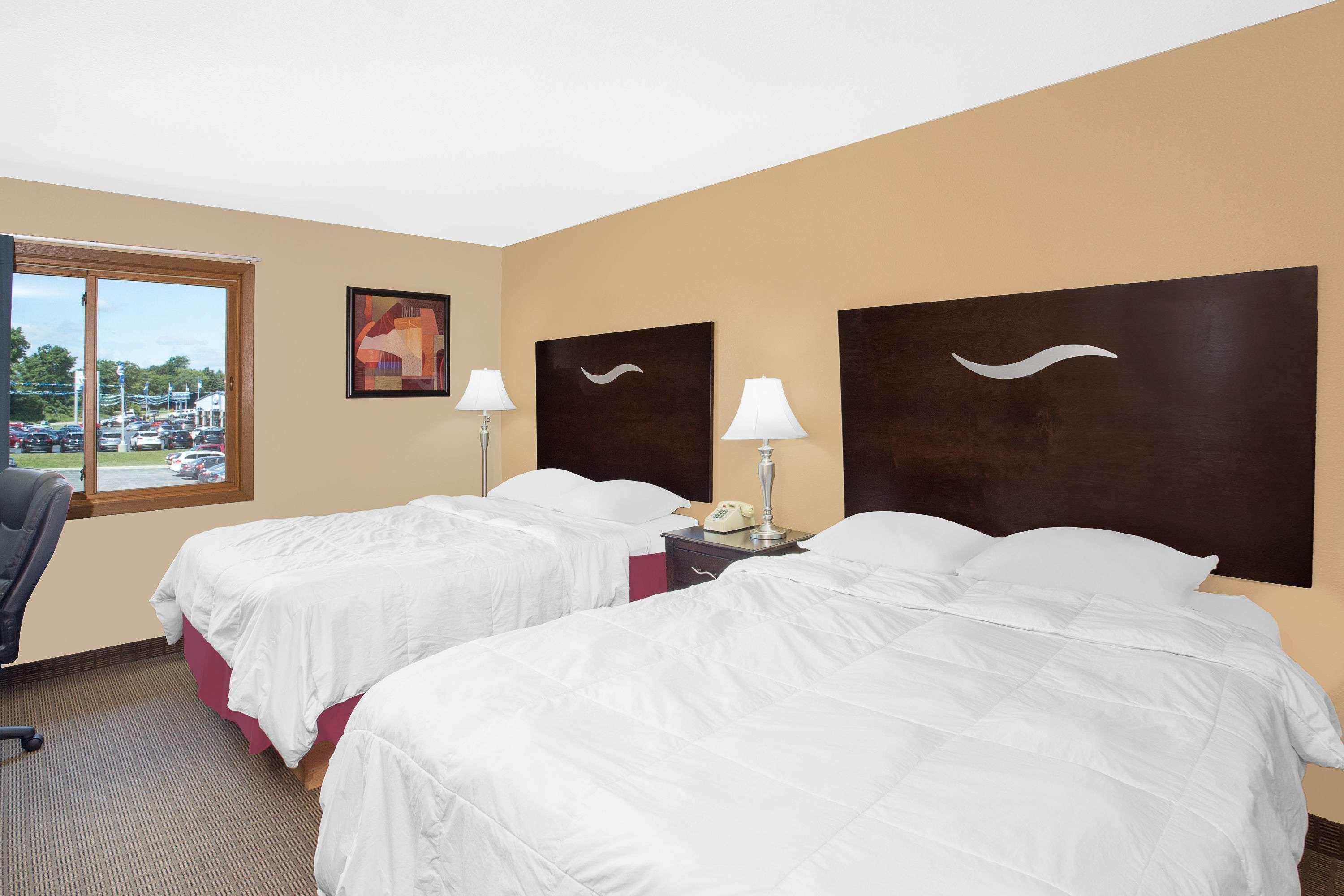 Super 8 By Wyndham Sheboygan Wi Motel Eksteriør bilde