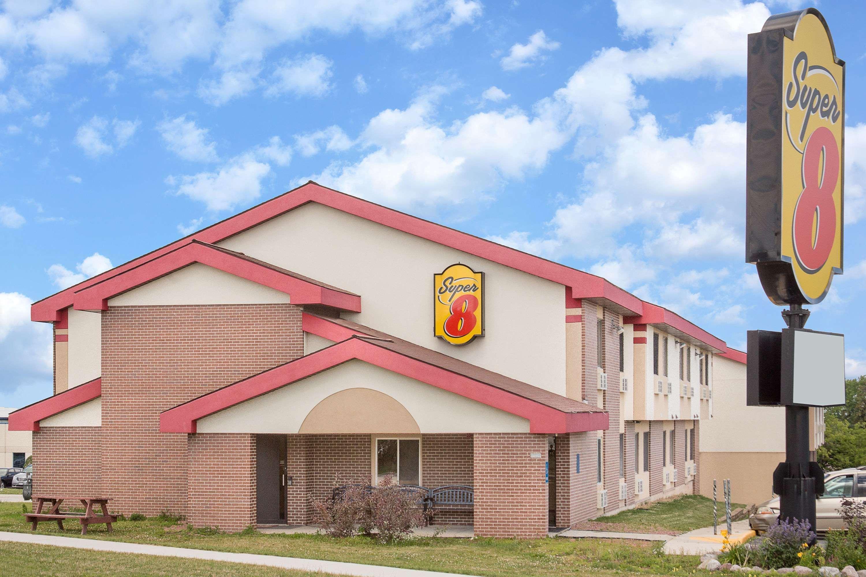 Super 8 By Wyndham Sheboygan Wi Motel Eksteriør bilde