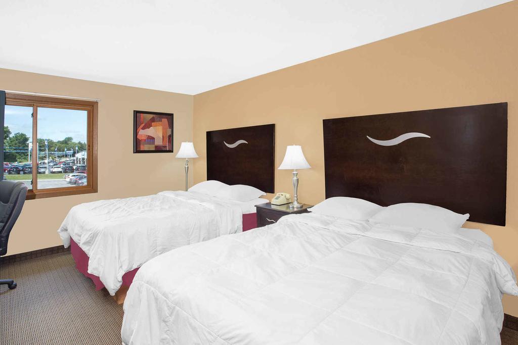 Super 8 By Wyndham Sheboygan Wi Motel Eksteriør bilde